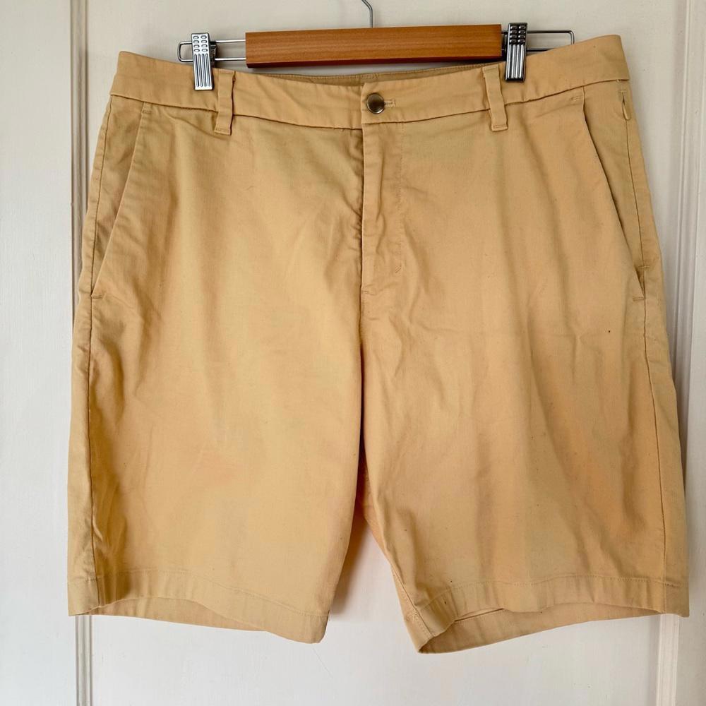 Lululemon Commission Classic-Fit Short 9" *Oxford Prosecco / White - Picture 4 of 7